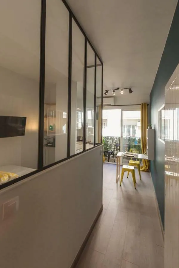 Otel Nicelidays - Le Berlioz - City Central - 7Min From Beaches